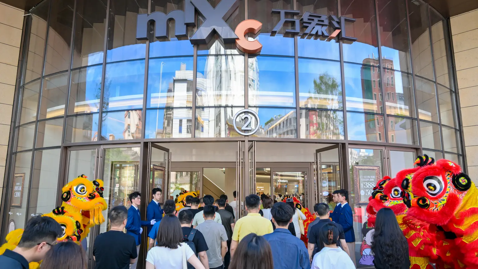 华润万象生活旗下万象汇商业空间与城市生活场景